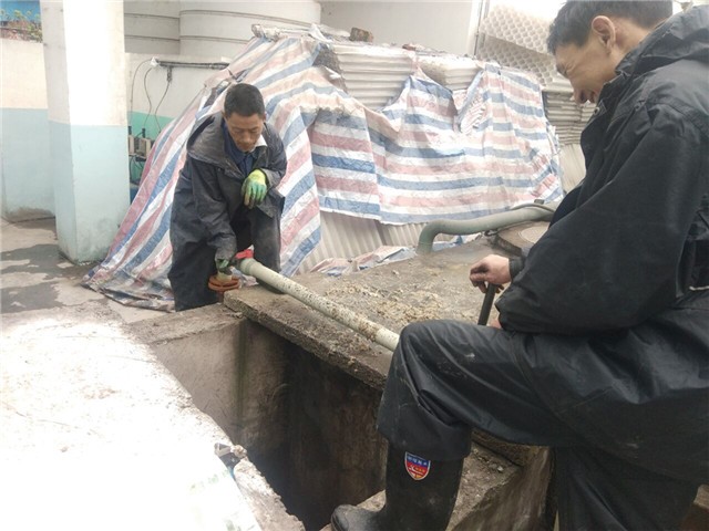 重慶化糞池清理廠(chǎng)家